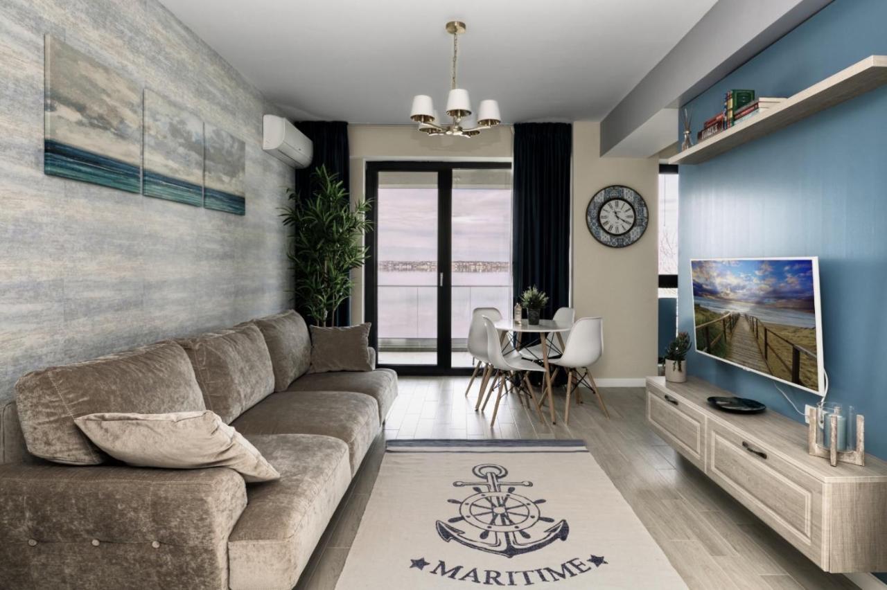 Riva Lake Boutique Apartment Mamaia Bagian luar foto