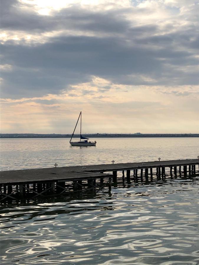 Riva Lake Boutique Mamaia Bagian luar foto
