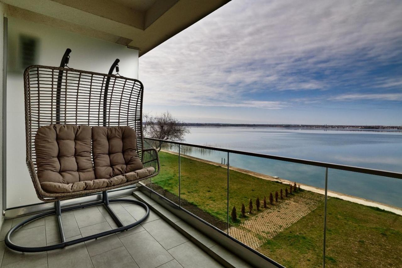 Riva Lake Boutique Mamaia Bagian luar foto