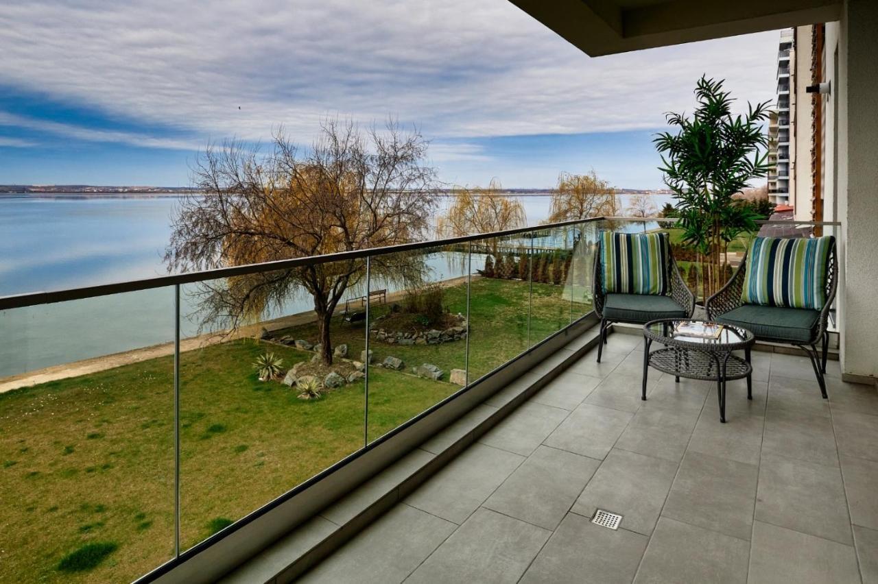 Riva Lake Boutique Mamaia Bagian luar foto